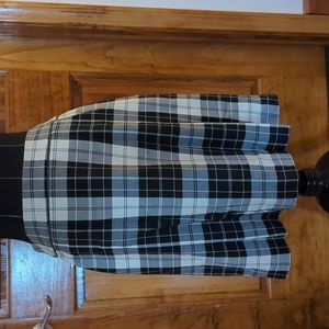 Casual Corner Stretch Plaid Pleated Skirt